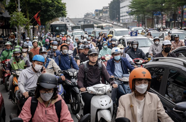 Hơn nửa người Hà Nội e ngại chuyển từ xe xăng sang điện vì lo "độ bền xe chưa được kiểm chứng' - Ảnh 1.