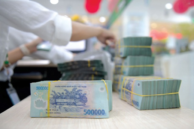 Dư nợ tín dụng trên địa bàn TPHCM 10 tháng đầu năm ước đạt 4,9 triệu tỷ đồng - Ảnh 1.