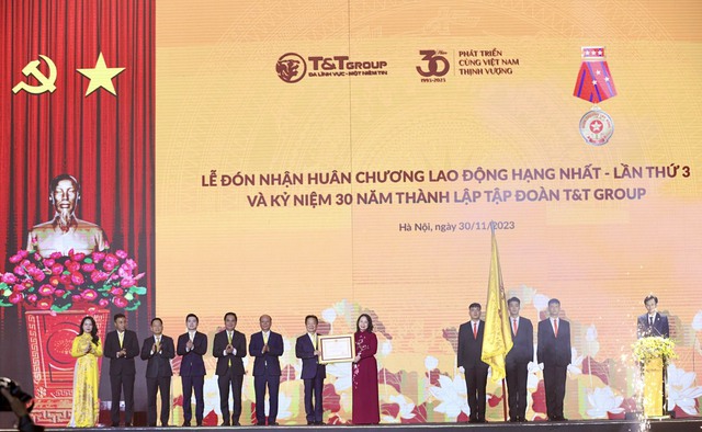 T&T Group được vinh danh Top 30 Tập đoàn đầu tư chiến lược Việt Nam (ALPHA30): Dấu ấn hệ sinh thái đa ngành bền vững- Ảnh 3.