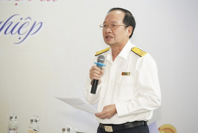 Phó Trưởng Thuế TP.HCM: Khi bán hàng, không nên chờ đến khi người mua trả tiền mới lập hóa đơn, mà phải lập ngay tại thời điểm giao hàng - Ảnh 1.