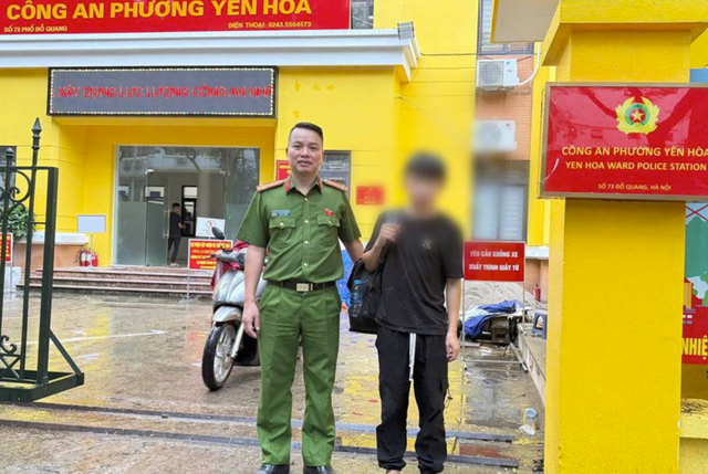Công an phường Yên Hòa kịp thời giải cứu nam thanh niên khỏi bẫy 'việc nhẹ nhàng, lương cao' - Ảnh 1.