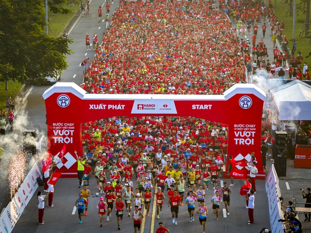 Giải Marathon Quốc tế Hà Nội Techcombank Mùa thứ 4: Bứt phá kỷ lục, lan toả tinh thần vượt trội - Ảnh 1.