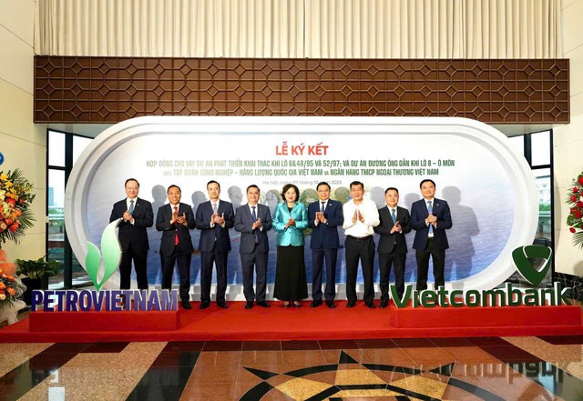 Vietcombank cấp khoản tín dụng lớn nhất lịch sử ngành năng lượng Việt Nam - Ảnh 1.