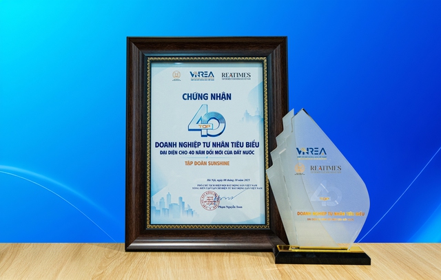 Sunshine Group được vinh danh trong Top 40 Doanh nghiệp tư nhân tiêu biểu đại diện cho 40 năm Đổi mới - Ảnh 1.