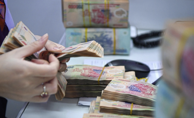 Từ 1/11, chuyển tiền từ 500 triệu trở lên phải báo cáo  - Ảnh 1.