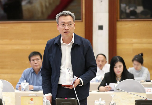 Thứ trưởng Bộ Công Thương: “Nếu phát hiện hàng giả, hàng nhái thì trong vòng 24 giờ sàn TMĐT phải dỡ bỏ gian hàng của người bán” - Ảnh 2.