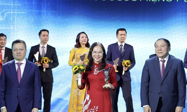 Chân dung nữ tướng vừa ngồi "ghế nóng" Traphaco: Có hai bằng Thạc sĩ, gắn bó với doanh nghiệp 30 năm - Ảnh 2.