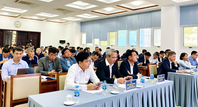 Nhiều đề xuất mới trong quản lý vận hành đường cao tốc Việt Nam
- Ảnh 1. Nhiều đề xuất mới trong quản lý vận hành đường cao tốc Việt Nam
- Ảnh 1.