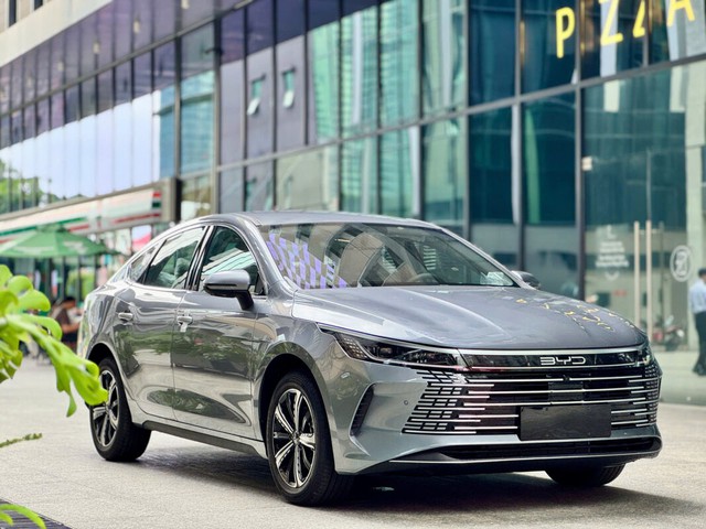 Hồ sơ xe: Những lùm xùm về xe Trung Quốc có khiến cho tân binh BYD Seal 5 chùn bước trong cuộc cạnh tranh xe sedan cơ C tại Việt Nam? - Ảnh 1.