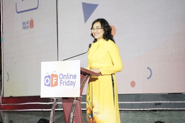 Cục Thương mại điện tử và Kinh tế số khai mạc ngày hội mua sắm trực tuyến: Lần đầu tiên BTC tham gia Mega Live, hướng dẫn phân biệt hàng thật - hàng giả- Ảnh 2. Cục Thương mại điện tử và Kinh tế số khai mạc ngày hội mua sắm trực tuyến: Lần đầu tiên BTC tham gia Mega Live, hướng dẫn phân biệt hàng thật - hàng giả- Ảnh 2.