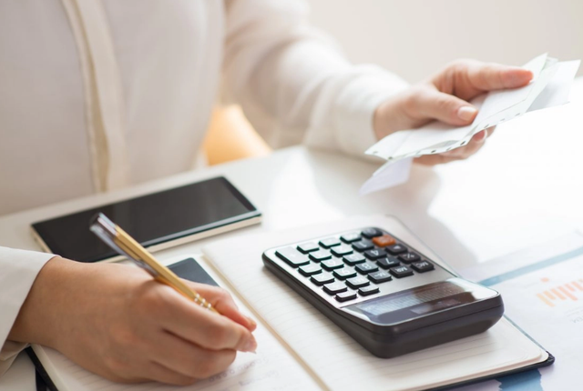 Hộ kinh doanh thiếu hóa đơn đầu vào có thể bị nghi trốn thuế - Ảnh 1.