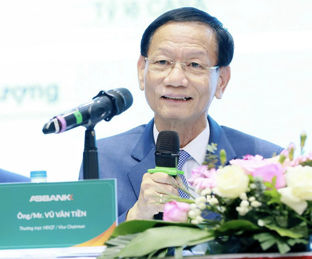 Ông Vũ Văn Tiền trở lại vị trí Chủ tịch ABBank, ngân hàng thay CEO
- Ảnh 1.