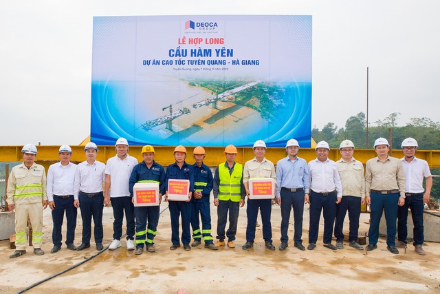 Đèo Cả chính thức hợp long cây cầu lớn nhất trên cao tốc Tuyên Quang - Hà Giang dài 77km- Ảnh 1. Đèo Cả chính thức hợp long cây cầu lớn nhất trên cao tốc Tuyên Quang - Hà Giang dài 77km- Ảnh 1.