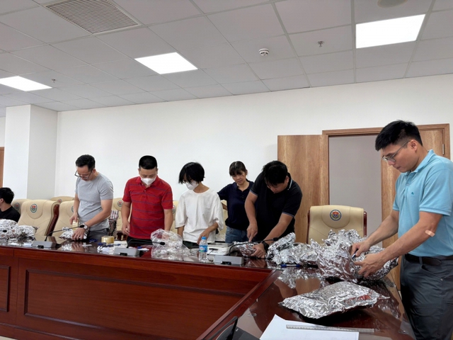 Cơ quan chức năng bắt giữ nhiều đối tượng trong đường dây mua bán 'Cô tiên thơm. Chuyên mùi' xuyên Quốc gia - Ảnh 2.