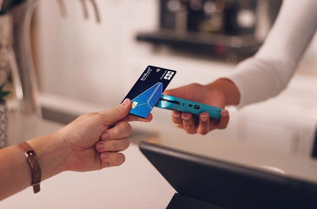 “Quẹt thẻ là có deal, mua sắm lại thêm chill”: Bí quyết tối ưu chi tiêu mùa cao điểm cùng thẻ tín dụng BVBank - Ảnh 2.