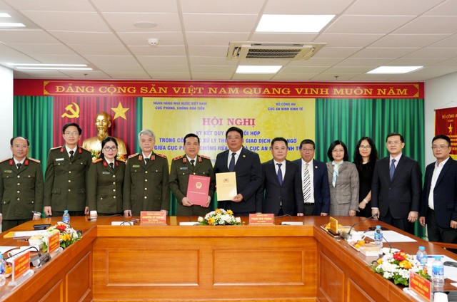 NHNN chuyển hơn 5.000 giao dịch đáng ngờ cho Bộ Công an - Ảnh 1.