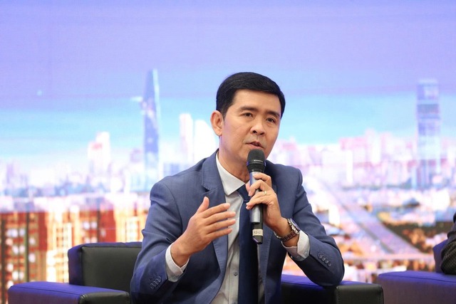 Giá bất động sản trung tâm TP.HCM đắt ngang trung tâm Hà Nội, nhưng ngoài vành đai lại đang rẻ hơn rất nhiều- Ảnh 2. Giá bất động sản trung tâm TP.HCM đắt ngang trung tâm Hà Nội, nhưng ngoài vành đai lại đang rẻ hơn rất nhiều- Ảnh 2.