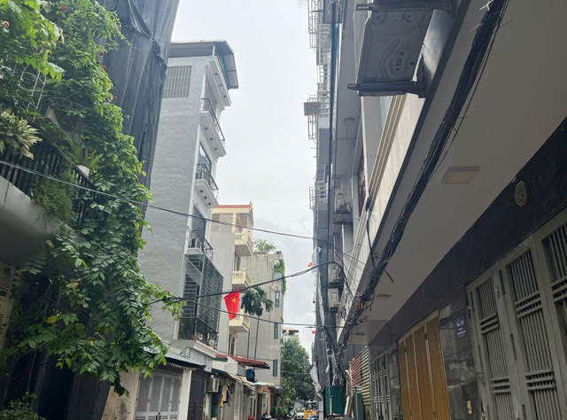 Mua căn nhà 8 tỷ đồng ở Hà Nội, sau 1 năm có khách trả giá 15 tỷ, chủ nhà sốc: "Không ngờ giá nhà tăng nhanh như vậy" - Ảnh 1.