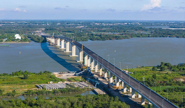 Loạt cây cầu, metro, cao tốc rút ngắn “lối đi” từ TP.HCM đến Đồng Nai  - Ảnh 1.