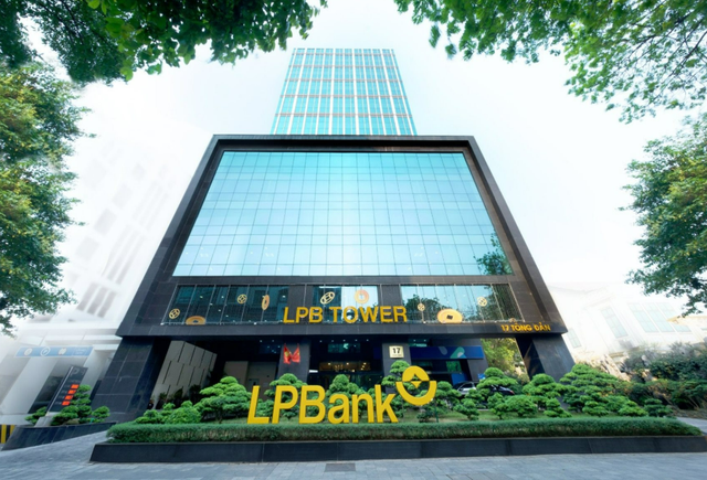 LPBank huy động thành công 2.000 tỷ đồng từ kênh trái phiếu - Ảnh 1.