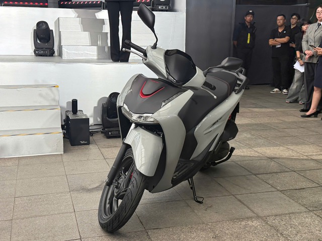 Cuộc chiến 'phòng thủ' của Honda Việt Nam trước làn sóng xe máy điện - Ảnh 1.