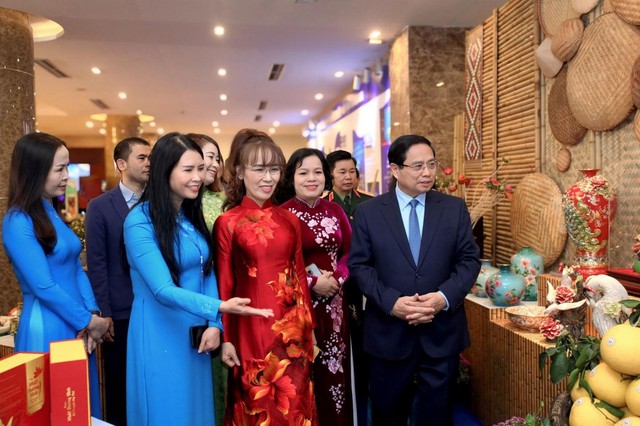 Chung sức, đồng lòng cùng Phụ nữ Việt Nam khởi nghiệp, sáng tạo, phát triển kinh tế - Ảnh 7.