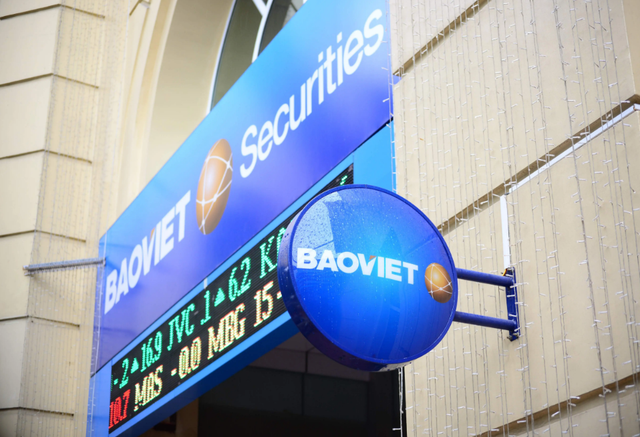 Một lãnh đạo Chứng khoán Bảo Việt xin từ nhiệm - Ảnh 1.