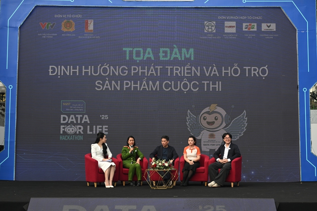 Không chỉ dừng ở giải thưởng: Sản phẩm công nghệ dữ liệu được “mở đường” để đi vào đời sống - Ảnh 2.