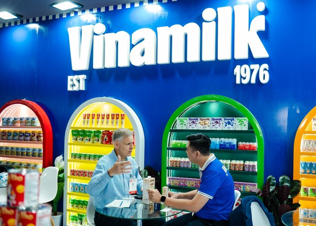 Vinamilk là doanh nghiệp ngành sữa duy nhất bằng khen của Bộ Công Thương - Ảnh 2.