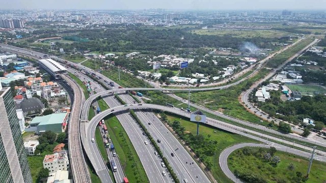 Thành phố giàu nhất Việt Nam đón tin vui: Chuẩn bị có sân vận động 50.000 chỗ, vượt Mỹ Đình về sức chứa và tiến sát nhóm lớn nhất cả nước- Ảnh 1.