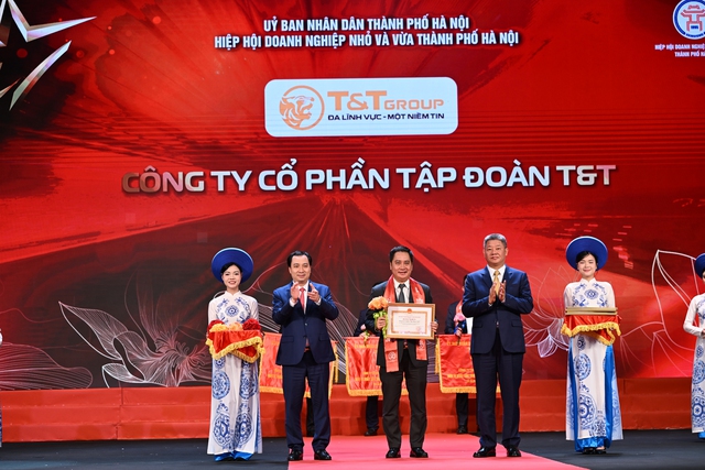 T&T Group được vinh danh tại Lễ tôn vinh doanh nhân, doanh nghiệp Thăng Long 2025 - Ảnh 1.