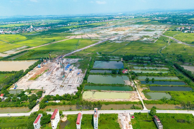 Tỉnh được "ông lớn" Vingroup, Sun Group, Phú Mỹ Hưng... đổ về, sắp có sân bay 5 sao top 10 thế giới đang tìm chủ cho 3 KĐT gần 19.000 tỷ đồng  - Ảnh 1.