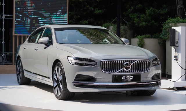 Các mẫu xe năng lượng mới thắng lớn ở Car Award 2025 - Ảnh 7.