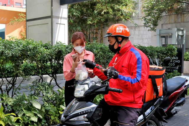 Việc làm thời vụ Tết vào cao điểm, thu nhập có thể đạt hơn 30 triệu đồng/tháng- Ảnh 7.