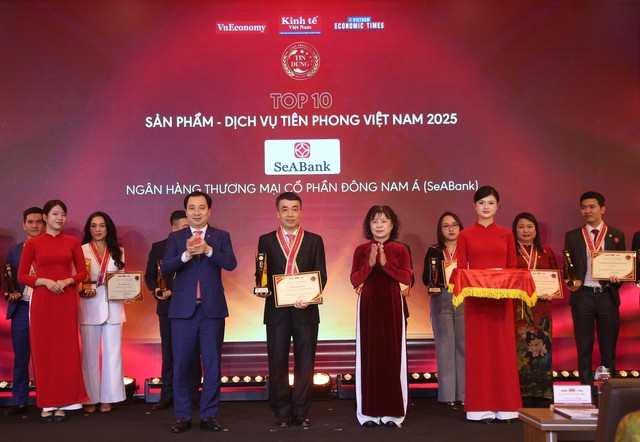 SeABank ghi dấu ấn trách nhiệm xã hội tại Vietnam ESG Awards và Tin Dùng Việt Nam 2025 - Ảnh 3.