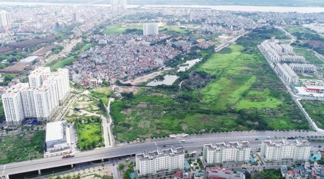 Cử tri phản ánh chưa thống nhất giữa luật đất đai và luật đấu thầu trong lựa chọn nhà đầu tư, Bộ Tài chính nói gì? - Ảnh 1.