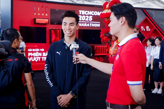 Giải chạy biểu trưng của Thành phố tiếp tục lan tỏa tinh thần “Bước chạy vì một Việt Nam vượt trội” - Ảnh 5.