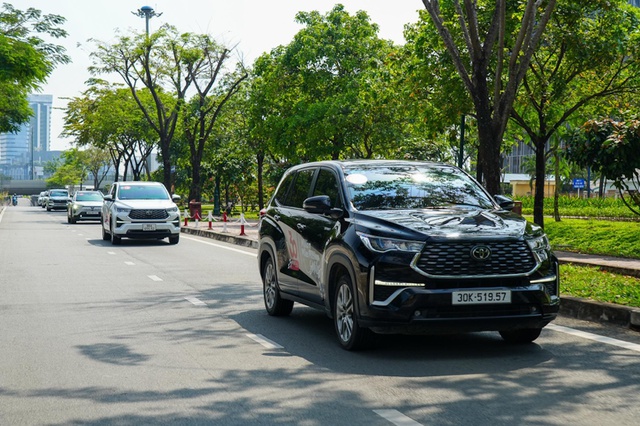 Doanh số thị trường ô tô Việt Nam tháng 11: Honda 'hụt hơi' trong khi phân khúc xe gầm cao SUV vẫn là điểm sáng - Ảnh 1.