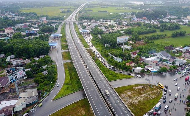 Khẩn trương rà soát, tháo gỡ các dự án đầu tư có khó khăn, tồn đọng kéo dài- Ảnh 1.