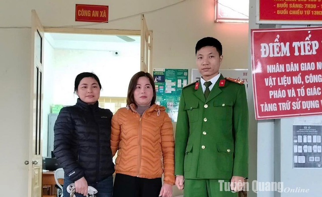 Tuyên Quang: Tài khoản ngân hàng bất ngờ nhận được 200 triệu đồng, người phụ nữ lập tức trình báo công an- Ảnh 1.