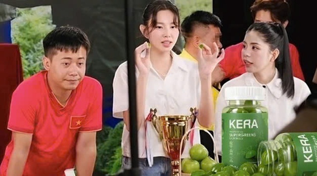 Chính thức: Kẹo rau củ của Hằng Du Mục và Quang Linh Vlogs hoàn tiền cho khách trong 7 ngày, ăn hết vẫn được trả lại tiền- Ảnh 1. Chính thức: Kẹo rau củ của Hằng Du Mục và Quang Linh Vlogs hoàn tiền cho khách trong 7 ngày, ăn hết vẫn được trả lại tiền- Ảnh 1.