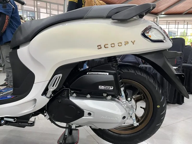 Xe ga 110cc "sang, xịn, mịn" của Honda về đại lý Việt: Trang bị ngang cơ Vision, tiết kiệm xăng ấn tượng 1,8 lít/100 km- Ảnh 8.