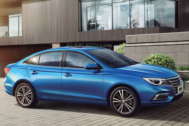Sedan hạng C rẻ nhất Việt Nam giảm sốc còn 305 triệu đồng - rẻ hơn Kia Morning, Hyundai Grand i10- Ảnh 2. Sedan hạng C rẻ nhất Việt Nam giảm sốc còn 305 triệu đồng - rẻ hơn Kia Morning, Hyundai Grand i10- Ảnh 2.