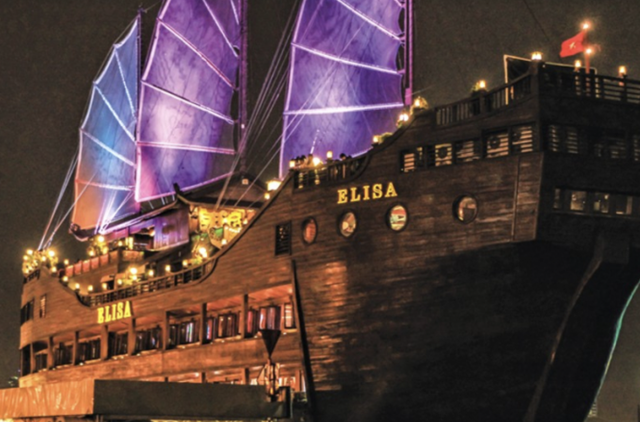 Chiếc tàu các đại gia hay ngồi xem bắn pháo hoa trên sông Sài Gòn sắp bị Agribank siết nợ 134 tỷ đồng- Ảnh 1. Chiếc tàu các đại gia hay ngồi xem bắn pháo hoa trên sông Sài Gòn sắp bị Agribank siết nợ 134 tỷ đồng- Ảnh 1.