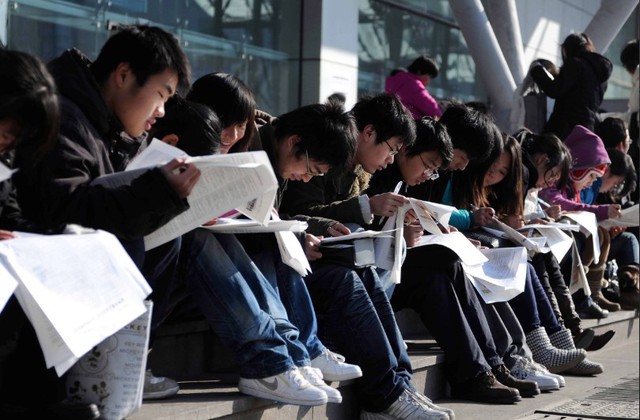 Tác giả ‘Cha giàu, cha nghèo’ đã đúng: AI khiến tấm bằng mất giá, nhiều cử nhân không nuôi nổi chính mình- Ảnh 4. Tác giả ‘Cha giàu, cha nghèo’ đã đúng: AI khiến tấm bằng mất giá, nhiều cử nhân không nuôi nổi chính mình- Ảnh 4.