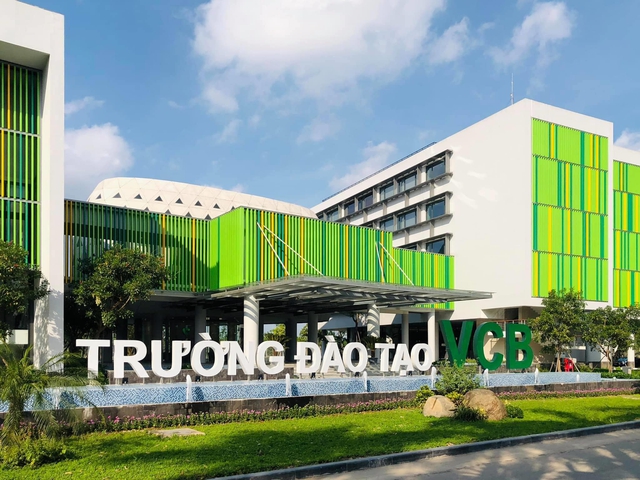 Vietcombank dự kiến tổ chức ĐHĐCĐ thường niên 2025 vào tháng 4- Ảnh 1.