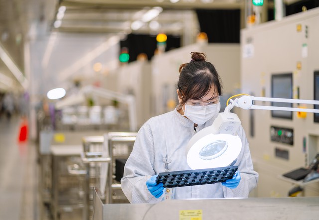Việt Nam ở đâu trong 'cuộc chơi' bán dẫn, AI trị giá 1,5 nghìn tỷ USD?- Ảnh 1.