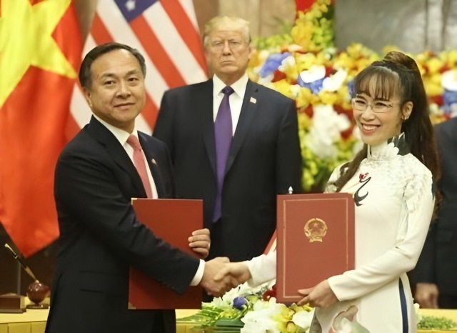 Tà áo dài truyền cảm hứng kết nối và mở rộng hợp tác toàn cầu- Ảnh 3. Tà áo dài truyền cảm hứng kết nối và mở rộng hợp tác toàn cầu- Ảnh 3.