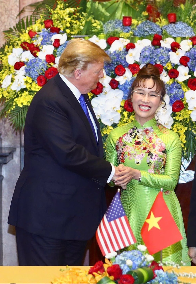 Tà áo dài truyền cảm hứng kết nối và mở rộng hợp tác toàn cầu- Ảnh 8. Tà áo dài truyền cảm hứng kết nối và mở rộng hợp tác toàn cầu- Ảnh 8.