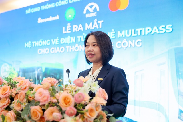 Sacombank đồng hành cùng Sở Giao thông Công chánh TP.HCM triển khai giải pháp thanh toán không tiền mặt cho hệ thống xe buýt công cộng- Ảnh 3. Sacombank đồng hành cùng Sở Giao thông Công chánh TP.HCM triển khai giải pháp thanh toán không tiền mặt cho hệ thống xe buýt công cộng- Ảnh 3.